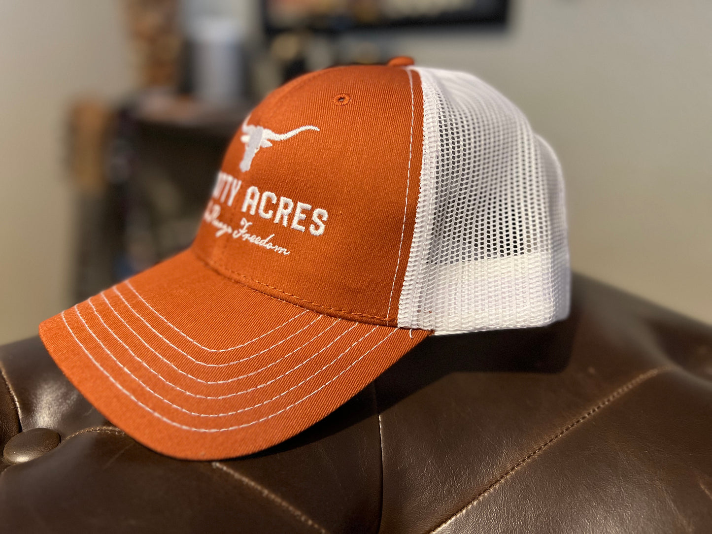 Knotty Acres Branded Hat - autumn/white